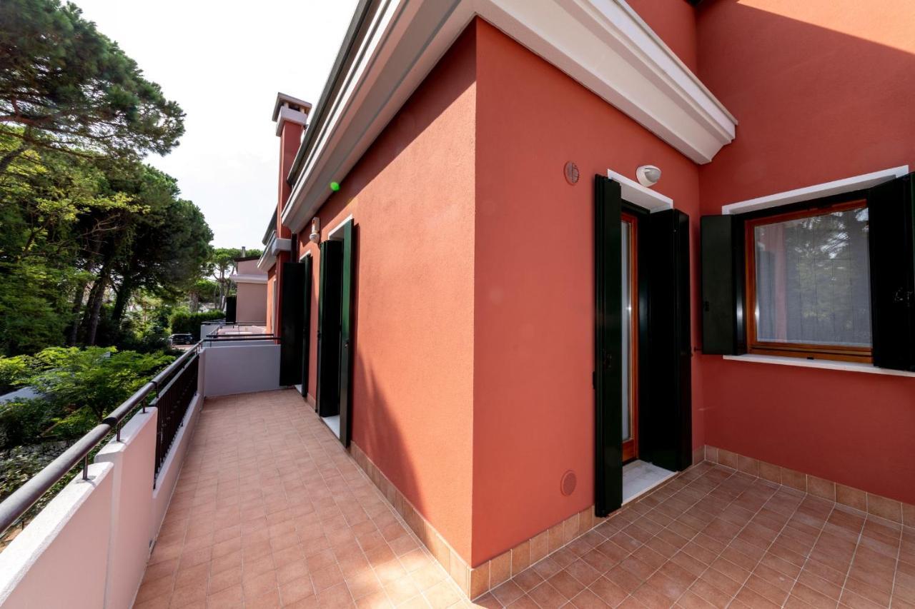 House Smeraldo By Holiday World Lido di Jesolo Exteriör bild